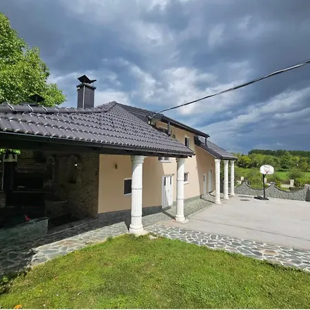 Villa Vrelo Bosne - Ilidza, Free Parking